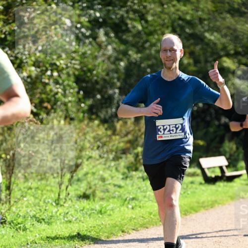 27.09.2026 - 35. Volkslauf durch das schöne Alstertal Dr. Thomas Lammeyer http://msf.ph/oto/10571007 27.09.2026 11:16:36 Laufen 3252 meine-sportfotos.de