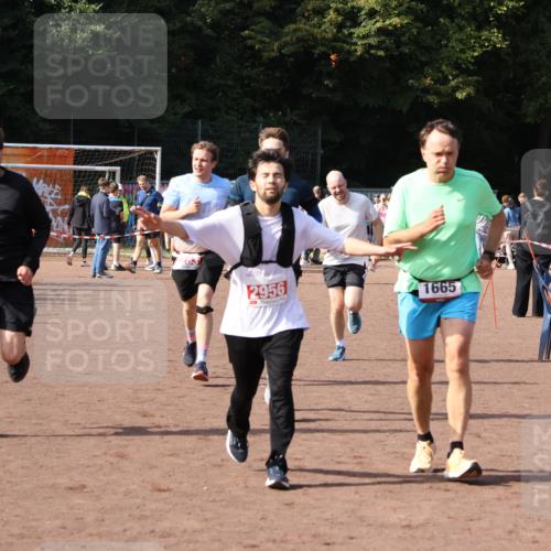 27.09.2026 - 35. Volkslauf durch das schöne Alstertal Strokosch-Dieckow http://msf.ph/oto/10571136 27.09.2026 12:19:11 Ziel 1580, 1627, 1665, 2283, 2454, 2956 meine-sportfotos.de