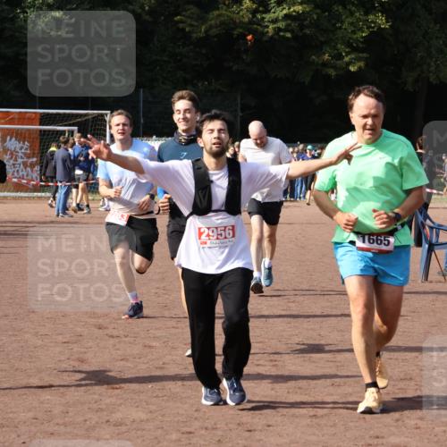 27.09.2026 - 35. Volkslauf durch das schöne Alstertal Strokosch-Dieckow http://msf.ph/oto/10571170 27.09.2026 12:19:12 Ziel 1580, 1627, 1665, 2283, 2454, 2956 meine-sportfotos.de