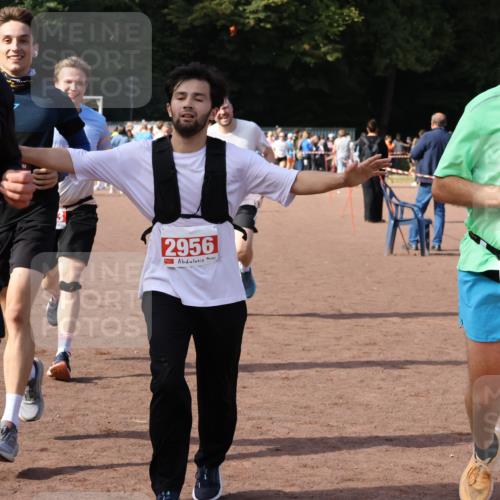 27.09.2026 - 35. Volkslauf durch das schöne Alstertal Strokosch-Dieckow http://msf.ph/oto/10571221 27.09.2026 12:19:14 Ziel 1580, 1621, 1665, 2283, 2454, 2956 meine-sportfotos.de