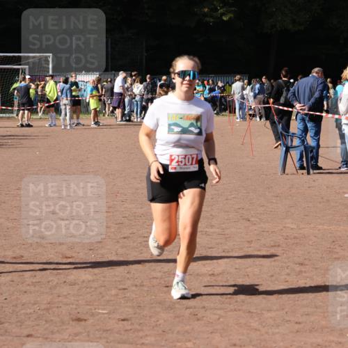27.09.2026 - 35. Volkslauf durch das schöne Alstertal Strokosch-Dieckow http://msf.ph/oto/10571319 27.09.2026 12:19:28 Ziel 2007, 2507 meine-sportfotos.de