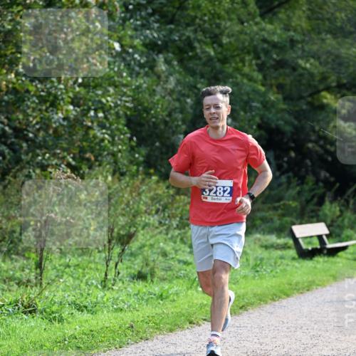 27.09.2026 - 35. Volkslauf durch das schöne Alstertal Dr. Thomas Lammeyer http://msf.ph/oto/10571339 27.09.2026 11:18:29 Laufen 5282 meine-sportfotos.de