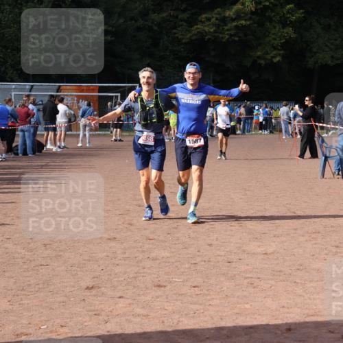27.09.2026 - 35. Volkslauf durch das schöne Alstertal Strokosch-Dieckow http://msf.ph/oto/10571447 27.09.2026 12:19:48 Ziel 1587, 2498 meine-sportfotos.de