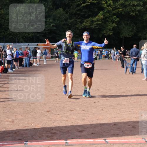 27.09.2026 - 35. Volkslauf durch das schöne Alstertal Strokosch-Dieckow http://msf.ph/oto/10571462 27.09.2026 12:19:49 Ziel 1587, 2051, 2498 meine-sportfotos.de