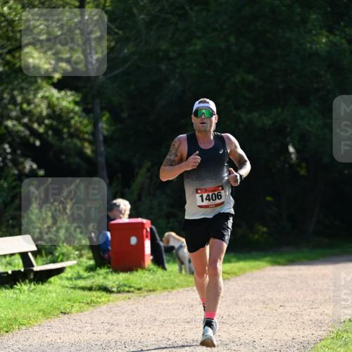 27.09.2026 - 35. Volkslauf durch das schöne Alstertal Dr. Thomas Lammeyer http://msf.ph/oto/10571582 27.09.2026 11:19:36 Laufen 1406 meine-sportfotos.de