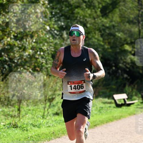 27.09.2026 - 35. Volkslauf durch das schöne Alstertal Dr. Thomas Lammeyer http://msf.ph/oto/10571602 27.09.2026 11:19:38 Laufen 1406 meine-sportfotos.de
