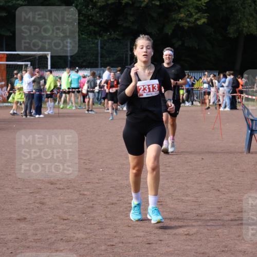 27.09.2026 - 35. Volkslauf durch das schöne Alstertal Strokosch-Dieckow http://msf.ph/oto/10571616 27.09.2026 12:20:11 Ziel 2313, 2505 meine-sportfotos.de