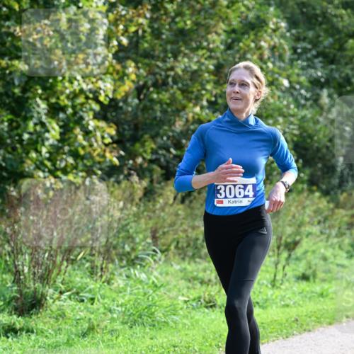 27.09.2026 - 35. Volkslauf durch das schöne Alstertal Dr. Thomas Lammeyer http://msf.ph/oto/10571823 27.09.2026 11:20:42 Laufen 3064 meine-sportfotos.de