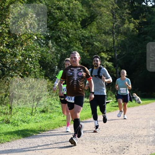 27.09.2026 - 35. Volkslauf durch das schöne Alstertal Dr. Thomas Lammeyer http://msf.ph/oto/10571895 27.09.2026 11:21:08 Laufen 31, 3118, 3249 meine-sportfotos.de