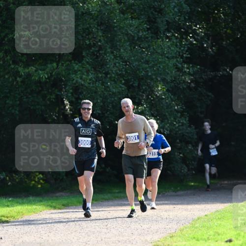 27.09.2026 - 35. Volkslauf durch das schöne Alstertal Dr. Thomas Lammeyer http://msf.ph/oto/10571921 27.09.2026 11:21:22 Laufen 111, 3000, 3001, 3315 meine-sportfotos.de