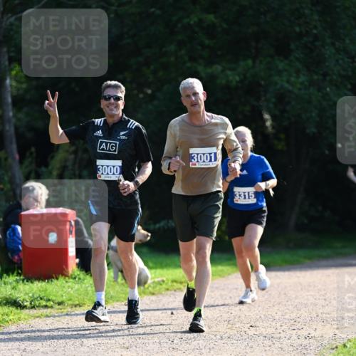 27.09.2026 - 35. Volkslauf durch das schöne Alstertal Dr. Thomas Lammeyer http://msf.ph/oto/10571924 27.09.2026 11:21:25 Laufen 3000, 3001, 3315 meine-sportfotos.de