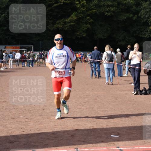 27.09.2026 - 35. Volkslauf durch das schöne Alstertal Strokosch-Dieckow http://msf.ph/oto/10572041 27.09.2026 12:21:06 Ziel 2040 meine-sportfotos.de