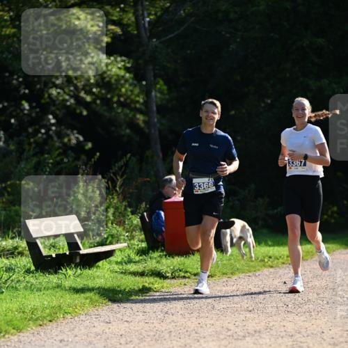 27.09.2026 - 35. Volkslauf durch das schöne Alstertal Dr. Thomas Lammeyer http://msf.ph/oto/10572075 27.09.2026 11:22:01 Laufen 3366, 3367 meine-sportfotos.de