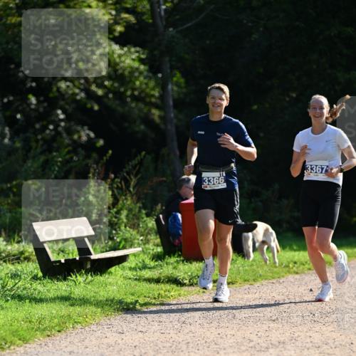 27.09.2026 - 35. Volkslauf durch das schöne Alstertal Dr. Thomas Lammeyer http://msf.ph/oto/10572076 27.09.2026 11:22:02 Laufen 3366, 3367 meine-sportfotos.de