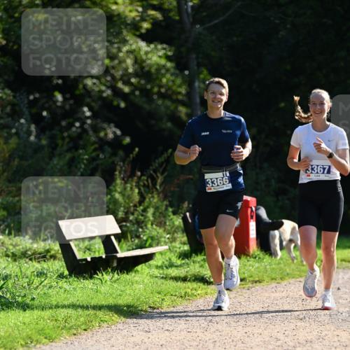 27.09.2026 - 35. Volkslauf durch das schöne Alstertal Dr. Thomas Lammeyer http://msf.ph/oto/10572080 27.09.2026 11:22:02 Laufen 3366, 3367 meine-sportfotos.de