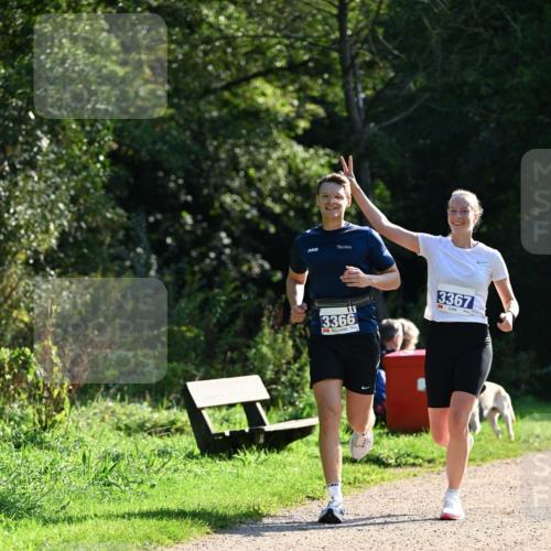 27.09.2026 - 35. Volkslauf durch das schöne Alstertal Dr. Thomas Lammeyer http://msf.ph/oto/10572086 27.09.2026 11:22:03 Laufen 3366, 3367 meine-sportfotos.de