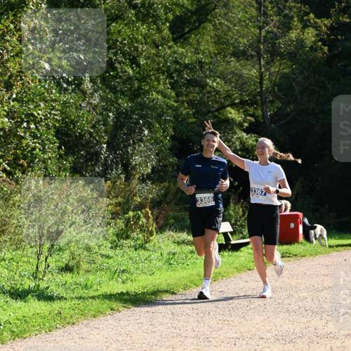 27.09.2026 - 35. Volkslauf durch das schöne Alstertal Dr. Thomas Lammeyer http://msf.ph/oto/10572098 27.09.2026 11:22:04 Laufen 3366, 3367 meine-sportfotos.de
