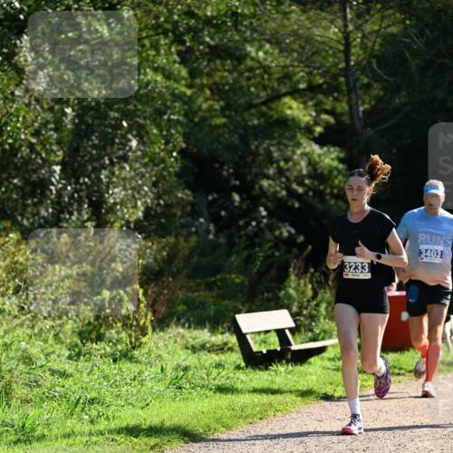 27.09.2026 - 35. Volkslauf durch das schöne Alstertal Dr. Thomas Lammeyer http://msf.ph/oto/10572228 27.09.2026 11:22:26 Laufen 3233, 3403 meine-sportfotos.de