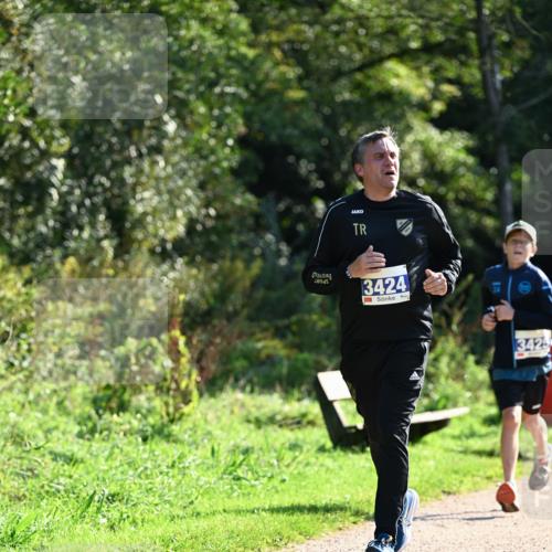 27.09.2026 - 35. Volkslauf durch das schöne Alstertal Dr. Thomas Lammeyer http://msf.ph/oto/10572469 27.09.2026 11:23:46 Laufen 3424, 3425 meine-sportfotos.de