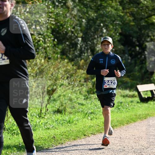 27.09.2026 - 35. Volkslauf durch das schöne Alstertal Dr. Thomas Lammeyer http://msf.ph/oto/10572490 27.09.2026 11:23:49 Laufen 24, 24, 3429 meine-sportfotos.de