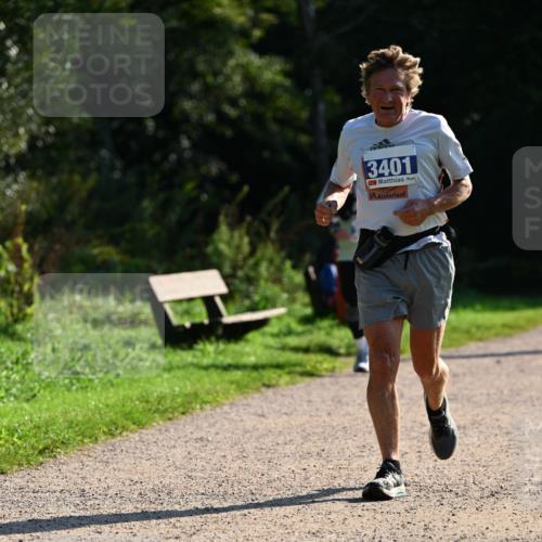 27.09.2026 - 35. Volkslauf durch das schöne Alstertal Dr. Thomas Lammeyer http://msf.ph/oto/10572518 27.09.2026 11:23:56 Laufen 3401 meine-sportfotos.de