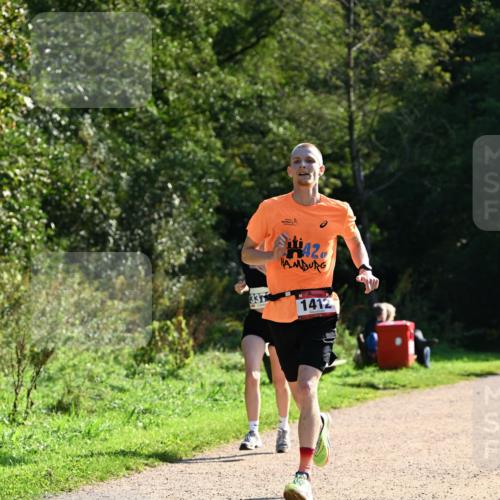27.09.2026 - 35. Volkslauf durch das schöne Alstertal Dr. Thomas Lammeyer http://msf.ph/oto/10572577 27.09.2026 11:24:08 Laufen 242, 337, 1412 meine-sportfotos.de