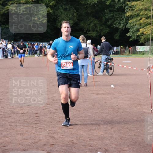 27.09.2026 - 35. Volkslauf durch das schöne Alstertal Strokosch-Dieckow http://msf.ph/oto/10572660 27.09.2026 12:22:16 Ziel 2359 meine-sportfotos.de