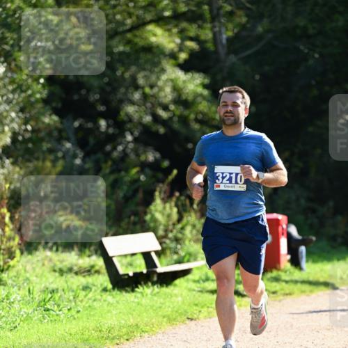 27.09.2026 - 35. Volkslauf durch das schöne Alstertal Dr. Thomas Lammeyer http://msf.ph/oto/10572670 27.09.2026 11:24:33 Laufen 3210 meine-sportfotos.de