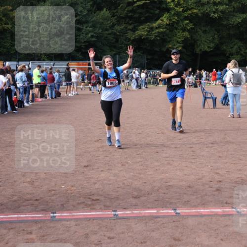 27.09.2026 - 35. Volkslauf durch das schöne Alstertal Strokosch-Dieckow http://msf.ph/oto/10572690 27.09.2026 12:22:24 Ziel 1065, 2971 meine-sportfotos.de