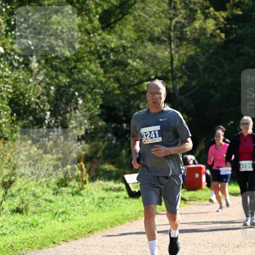 27.09.2026 - 35. Volkslauf durch das schöne Alstertal Dr. Thomas Lammeyer http://msf.ph/oto/10572726 27.09.2026 11:24:41 Laufen 3241, 4199 meine-sportfotos.de