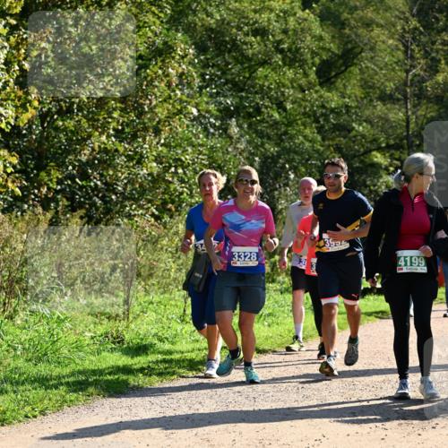 27.09.2026 - 35. Volkslauf durch das schöne Alstertal Dr. Thomas Lammeyer http://msf.ph/oto/10572776 27.09.2026 11:24:48 Laufen 3328, 3954, 4199 meine-sportfotos.de