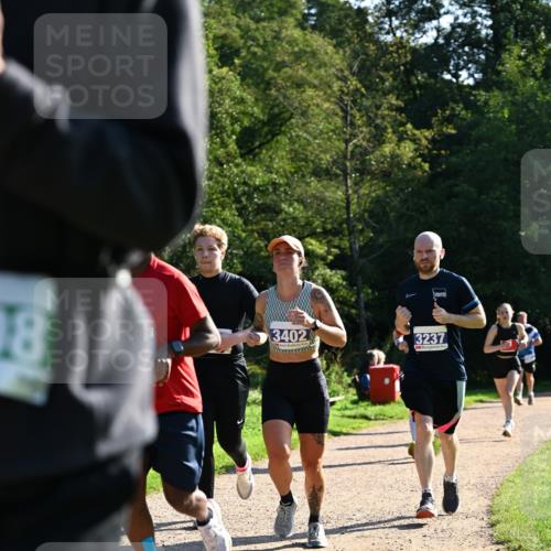27.09.2026 - 35. Volkslauf durch das schöne Alstertal Dr. Thomas Lammeyer http://msf.ph/oto/10572811 27.09.2026 11:24:58 Laufen 18, 3402, 3237 meine-sportfotos.de