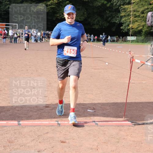 27.09.2026 - 35. Volkslauf durch das schöne Alstertal Strokosch-Dieckow http://msf.ph/oto/10573035 27.09.2026 12:23:00 Ziel 1644, 1668, 2150 meine-sportfotos.de