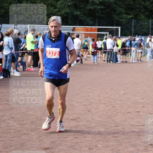 27.09.2026 - 35. Volkslauf durch das schöne Alstertal Strokosch-Dieckow http://msf.ph/oto/10573144 27.09.2026 12:23:23 Ziel 2086, 2372 meine-sportfotos.de