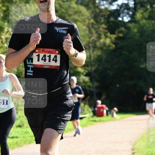 27.09.2026 - 35. Volkslauf durch das schöne Alstertal Dr. Thomas Lammeyer http://msf.ph/oto/10573168 27.09.2026 11:26:43 Laufen 51, 1414 meine-sportfotos.de