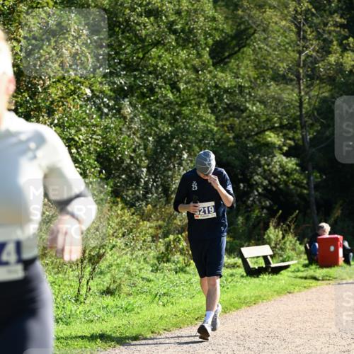 27.09.2026 - 35. Volkslauf durch das schöne Alstertal Dr. Thomas Lammeyer http://msf.ph/oto/10573172 27.09.2026 11:26:44 Laufen 4, 219 meine-sportfotos.de