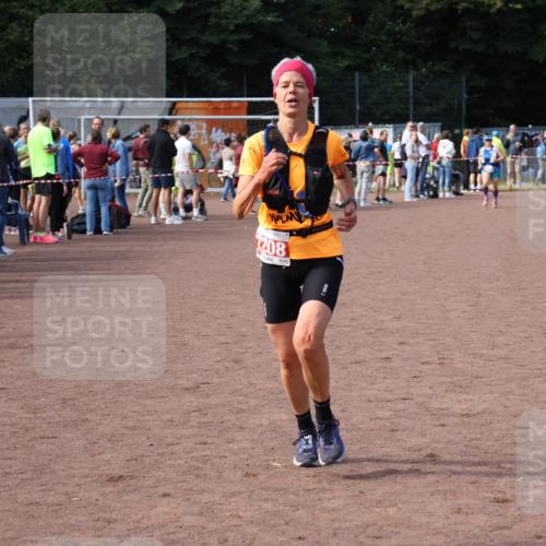 27.09.2026 - 35. Volkslauf durch das schöne Alstertal Strokosch-Dieckow http://msf.ph/oto/10573220 27.09.2026 12:23:38 Ziel 2208 meine-sportfotos.de