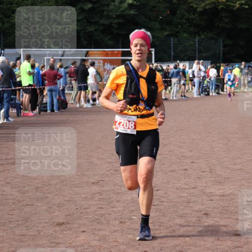 27.09.2026 - 35. Volkslauf durch das schöne Alstertal Strokosch-Dieckow http://msf.ph/oto/10573234 27.09.2026 12:23:38 Ziel 2208 meine-sportfotos.de