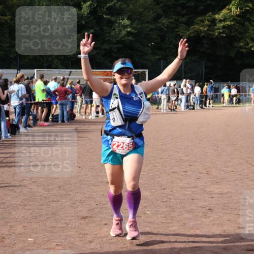 27.09.2026 - 35. Volkslauf durch das schöne Alstertal Strokosch-Dieckow http://msf.ph/oto/10573292 27.09.2026 12:23:49 Ziel 2265 meine-sportfotos.de