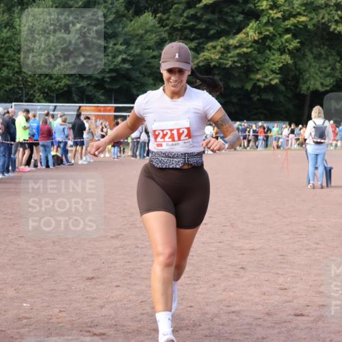 27.09.2026 - 35. Volkslauf durch das schöne Alstertal Strokosch-Dieckow http://msf.ph/oto/10573401 27.09.2026 12:24:24 Ziel 2212 meine-sportfotos.de