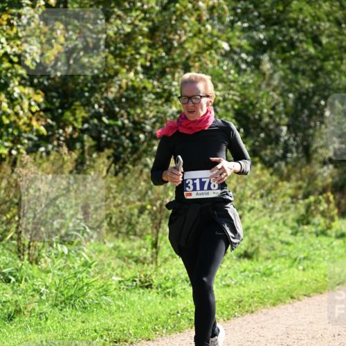 27.09.2026 - 35. Volkslauf durch das schöne Alstertal Dr. Thomas Lammeyer http://msf.ph/oto/10573454 27.09.2026 11:28:19 Laufen 3178 meine-sportfotos.de