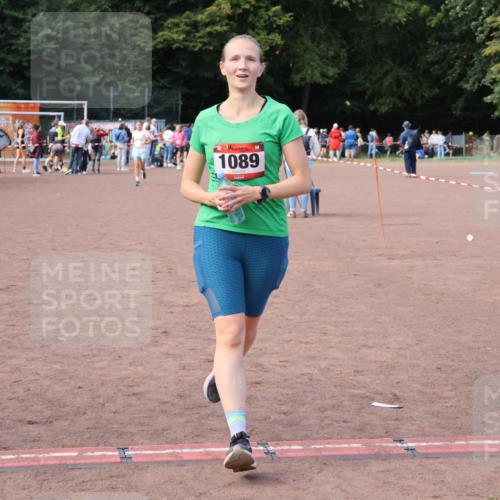 27.09.2026 - 35. Volkslauf durch das schöne Alstertal Strokosch-Dieckow http://msf.ph/oto/10573471 27.09.2026 12:24:47 Ziel 1089 meine-sportfotos.de