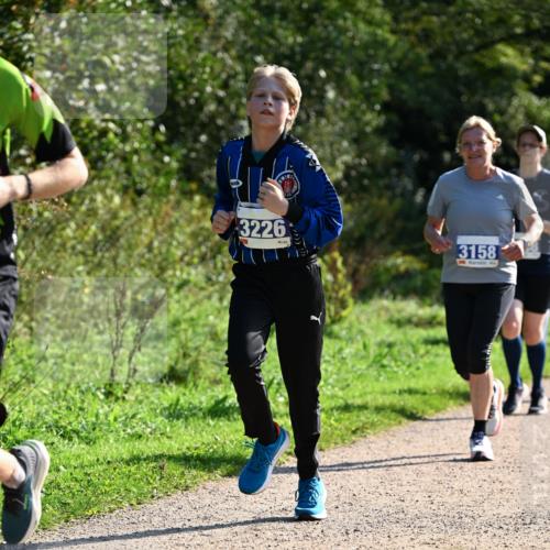 27.09.2026 - 35. Volkslauf durch das schöne Alstertal Dr. Thomas Lammeyer http://msf.ph/oto/10573472 27.09.2026 11:28:33 Laufen 3226, 3158 meine-sportfotos.de