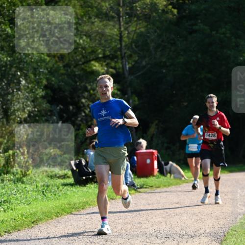 27.09.2026 - 35. Volkslauf durch das schöne Alstertal Dr. Thomas Lammeyer http://msf.ph/oto/10573600 27.09.2026 11:29:08 Laufen 1428 meine-sportfotos.de