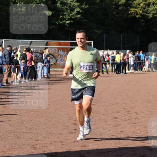 27.09.2026 - 35. Volkslauf durch das schöne Alstertal Strokosch-Dieckow http://msf.ph/oto/10573644 27.09.2026 11:20:40 Ziel 3204, 3427 meine-sportfotos.de
