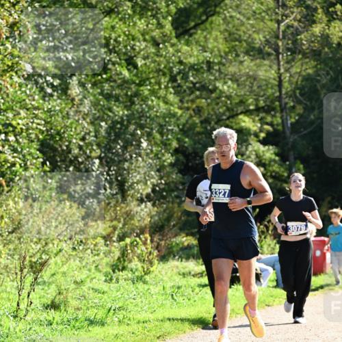 27.09.2026 - 35. Volkslauf durch das schöne Alstertal Dr. Thomas Lammeyer http://msf.ph/oto/10573661 27.09.2026 11:29:29 Laufen 3327, 3079 meine-sportfotos.de