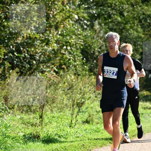 27.09.2026 - 35. Volkslauf durch das schöne Alstertal Dr. Thomas Lammeyer http://msf.ph/oto/10573673 27.09.2026 11:29:30 Laufen 3327 meine-sportfotos.de