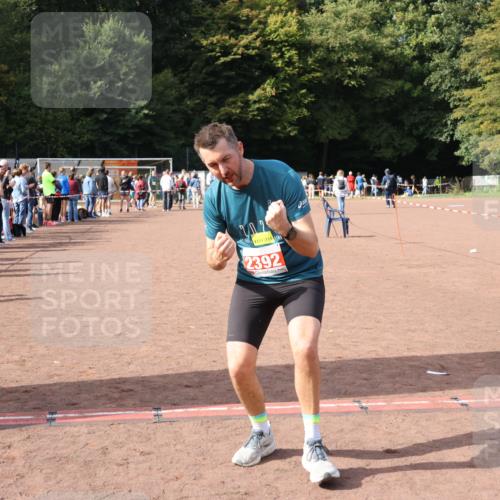 27.09.2026 - 35. Volkslauf durch das schöne Alstertal Strokosch-Dieckow http://msf.ph/oto/10573776 27.09.2026 12:25:30 Ziel 2168, 2342, 2392 meine-sportfotos.de