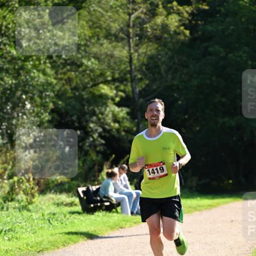 27.09.2026 - 35. Volkslauf durch das schöne Alstertal Dr. Thomas Lammeyer http://msf.ph/oto/10573779 27.09.2026 11:30:00 Laufen 1419 meine-sportfotos.de