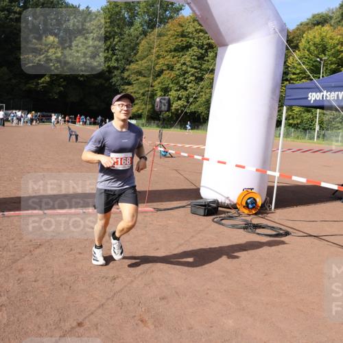 27.09.2026 - 35. Volkslauf durch das schöne Alstertal Strokosch-Dieckow http://msf.ph/oto/10573835 27.09.2026 12:25:39 Ziel 2168 meine-sportfotos.de